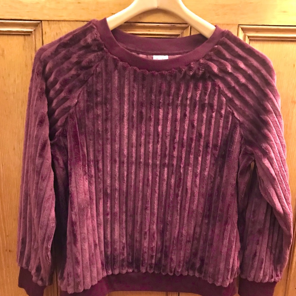 Ribbed Velour Very Soft Shirt Pull-Over.